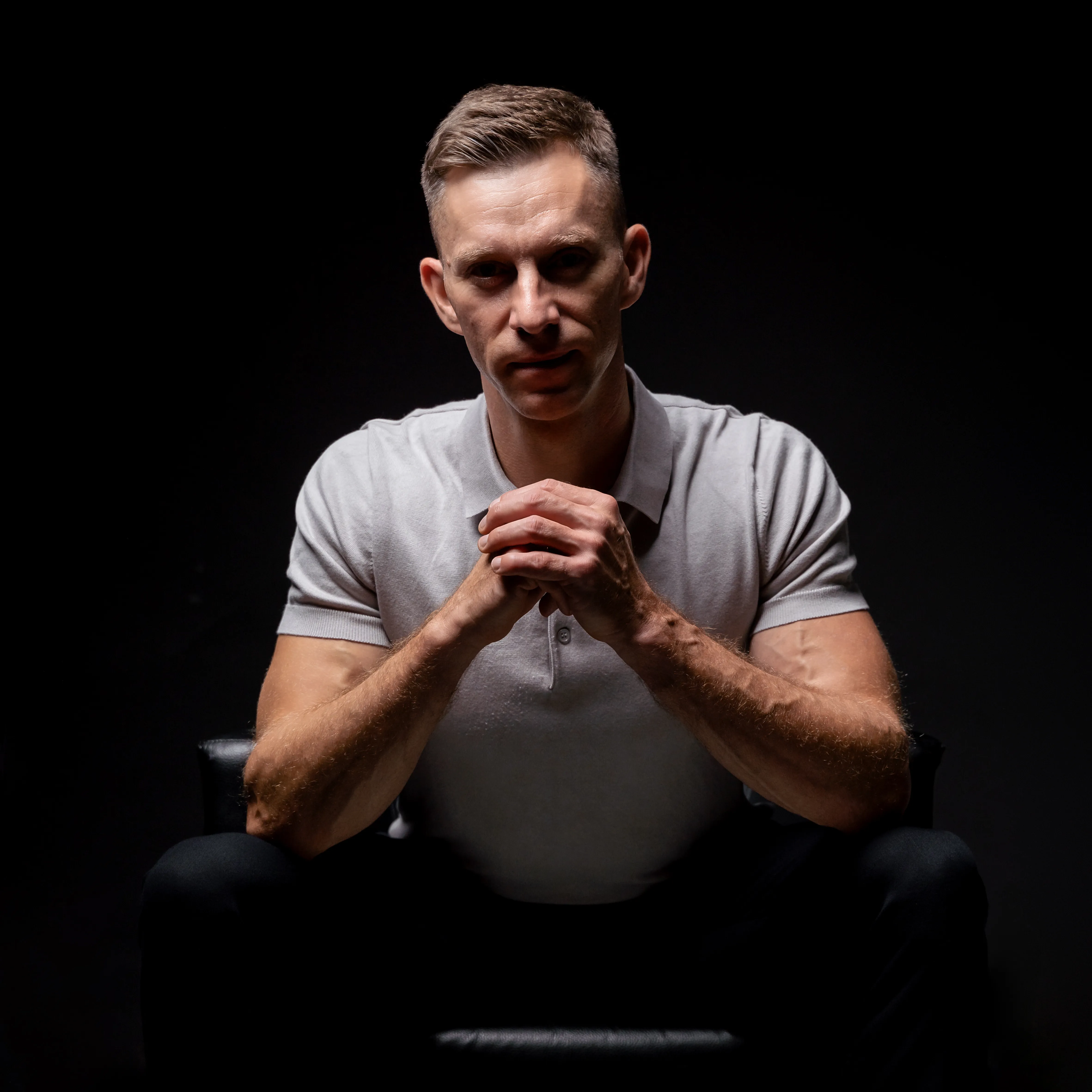 Jakub Strzelczyk — spokój i skupienie w pracy z ciałem